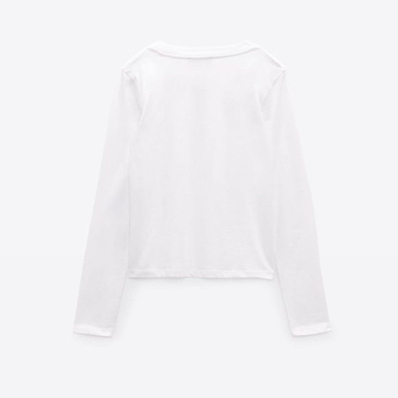 Zara SWEATER​ - Picture 2 of 3